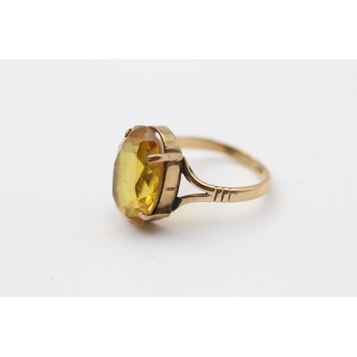 81 - 9ct Gold Synthetic Yellow Sapphire Single Stone Ring (5g) Size  O