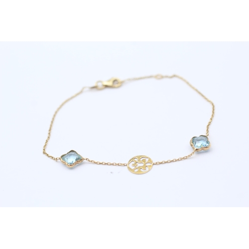 99 - 9ct Gold Topaz & Blue Paste Link Bracelet (1.5g)