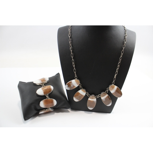 173 - Silver Shell Panel Necklace And Bracelet Set