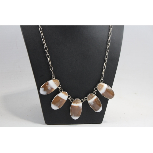 173 - Silver Shell Panel Necklace And Bracelet Set