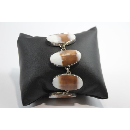 173 - Silver Shell Panel Necklace And Bracelet Set