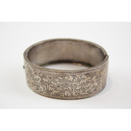 204 - Silver Victorian Aesthetic Movement Bangle