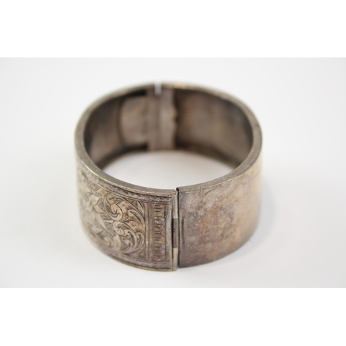 204 - Silver Victorian Aesthetic Movement Bangle