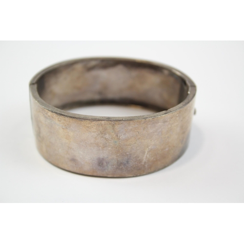 204 - Silver Victorian Aesthetic Movement Bangle