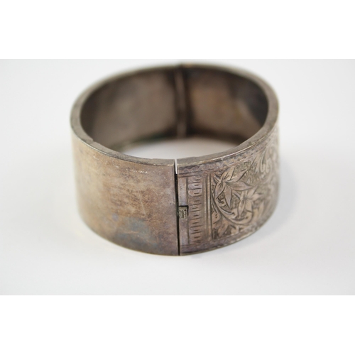 204 - Silver Victorian Aesthetic Movement Bangle