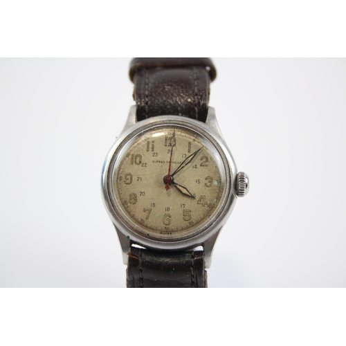 289 - GIRARD-PERREGAUX Men's Vintage Military Style WRISTWATCH Hand-wind WORKING