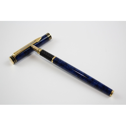 292 - Vintage WATERMAN Executive Navy Lacquer Fountain Pen w/ 18ct Gold Nib Writing