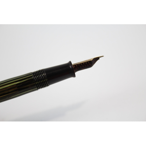 321 - Vintage SHEAFFER Balance Green FOUNTAIN PEN w/ Steel Nib WRITING