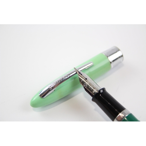 340 - Vintage Sheaffer 304 Green Fountain Pen w/ Steel Nib Writing