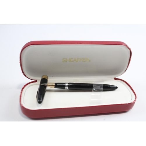 348 - Vintage SHEAFFER Snorkel Black FOUNTAIN PEN w/ 14ct Nib WRITING Boxed