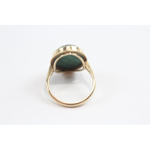 11 - 9ct Gold Malachite Single Stone Ring (4.7g) Size  N