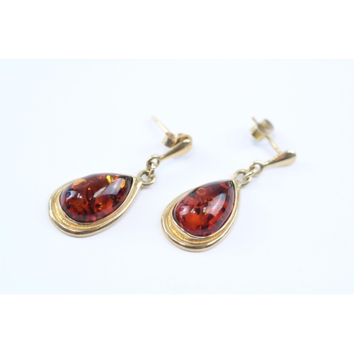 133 - 9ct Gold Amber Drop Earrings (4.2g)