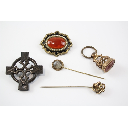 194 - A Collection Of Antique Jewellery Including Intaglio Fob