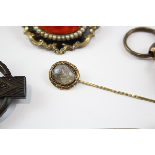 194 - A Collection Of Antique Jewellery Including Intaglio Fob