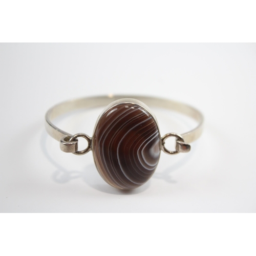 207 - A Collection Of Silver Mid-Century Modernist Jewellery Including Agate