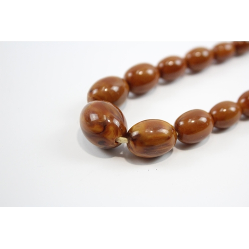 220 - Bakelite Graduated Necklace