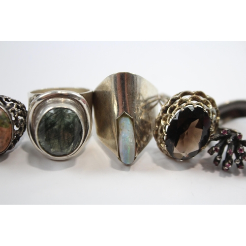 236 - A Collection Of Modernist/Mid-Century Rings Including Opal