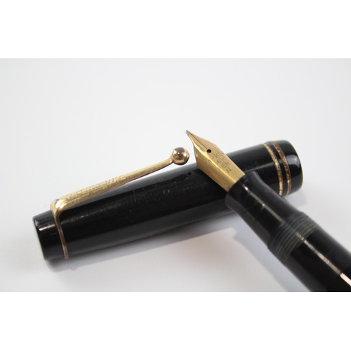 332 - Vintage PARKER Victory Black Fountain Pen w/ 14ct Gold Nib WRITING