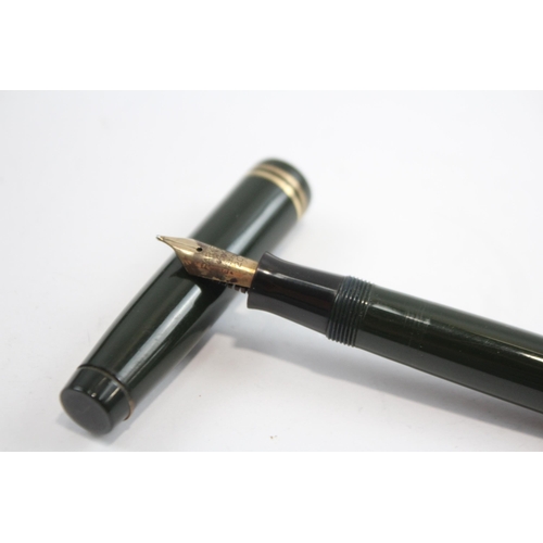 333 - Vintage PARKER Victory Green Fountain Pen w/ 14ct Gold Nib WRITING