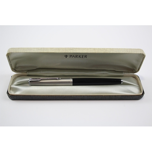 341 - Vintage PARKER 61 Black Fountain Pen w/ 14ct Gold Nib WRITING Boxed