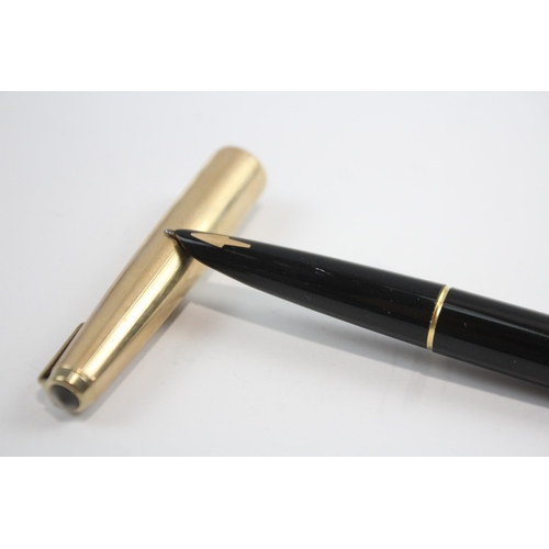 343 - Vintage PARKER 61 Black Fountain Pen w/ Gold Plate Cap Etc WRITING