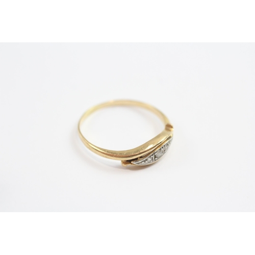 4 - 18ct Gold Single Cut Diamond Three Stone Ring (2.1g) Size  O