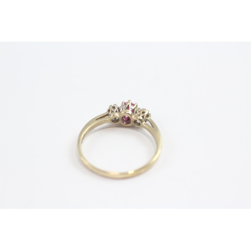 6 - 9ct Gold Ruby And Diamond Trilogy Ring (1.9g) Size  O 1/2