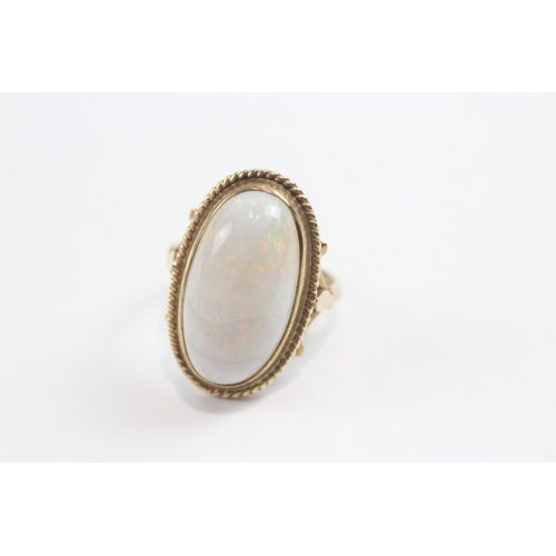 9 - 9ct Gold Opal Cocktail Ring (6.9g) Size  O