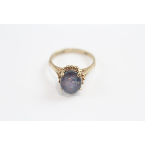 92 - 9ct Gold Opal Triplet Single Stone Ring (2.9g) Size  M