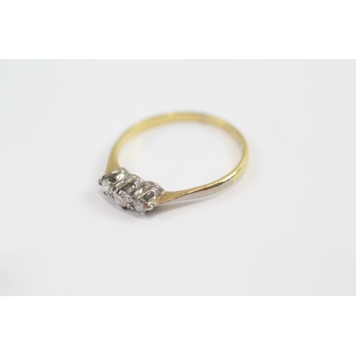 138 - 18ct Gold & Platinum Old Cut Diamond Three Stone Ring (1.8g) Size  P