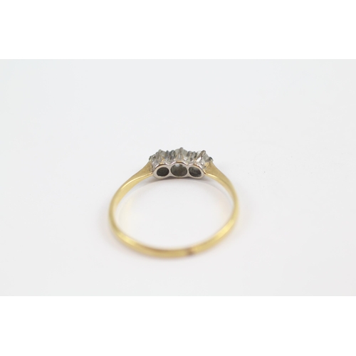 138 - 18ct Gold & Platinum Old Cut Diamond Three Stone Ring (1.8g) Size  P