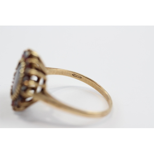 20 - 9ct Gold Garnet Oval Cluster Ring (4.4g) Size  R 1/2