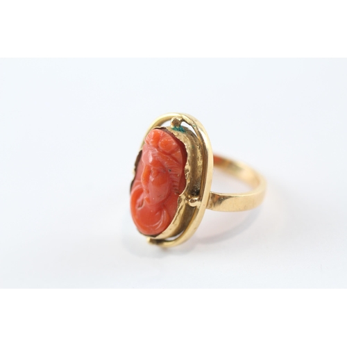 248 - 18ct Gold Antique Coral Cameo Single Stone Ring (5.2g) Size  L