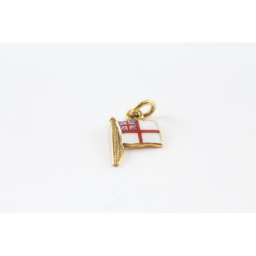 252 - 9ct Gold Enamelled Flag Pendant (0.9g)