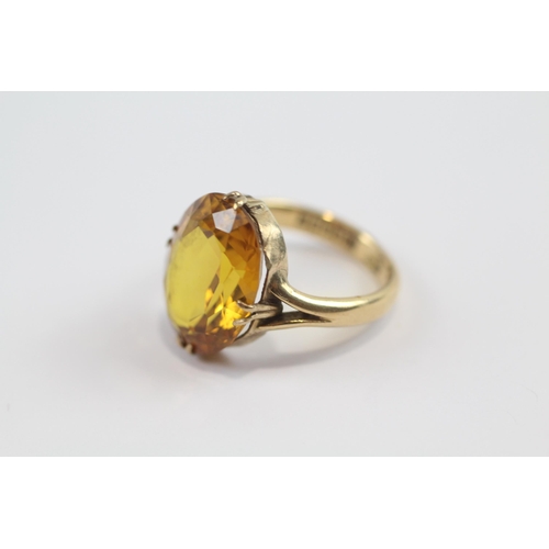 255 - 18ct Gold Synthetic Sapphire Single Stone Ring (5.4g) Size  I