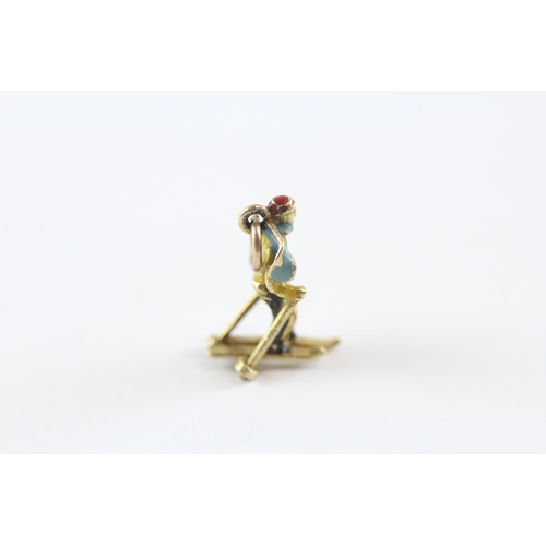 258 - 9ct Gold Enamelled Skier Pendant (2g)