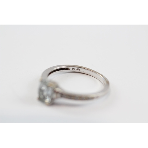 27 - 9ct White Gold Diamond & Aquamarine Ring (1.9g) Size  L