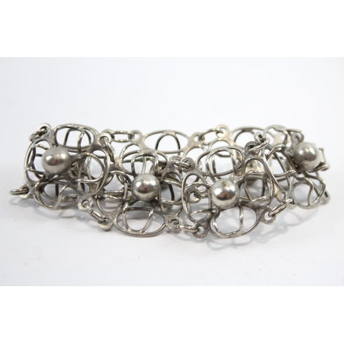 295 - Silver Arts & Crafts Floral Bracelet (33g)