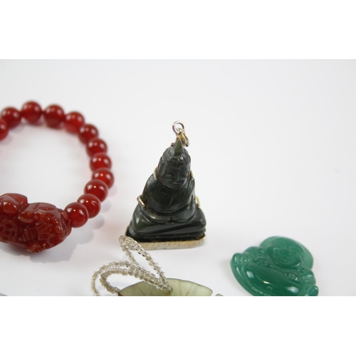 316 - A Collection Of Oriental Jewellery Including Jade (140g)