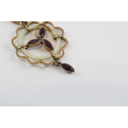 36 - 9ct Gold Antique Purple Paste & Mother Of Pearl Foliate Pendant (1.3g)