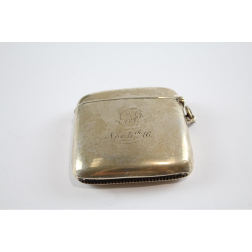 393 - Antique Hallmarked 1913 Birmingham Sterling Silver Vesta / Match Case (44g)