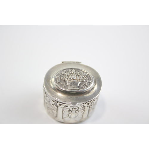 425 - Vintage 1995 Birmingham Import Sterling Silver Opium Style Trinket Box (15g)