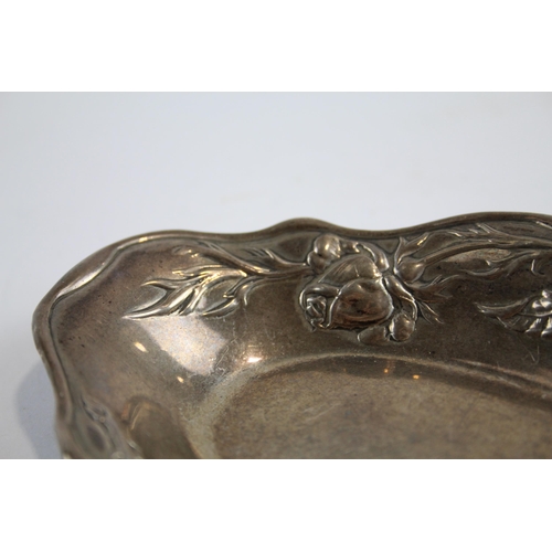 436 - Antique Art Nouveau Hallmarked 1905 Birmingham Floral Pin Dish (42g)