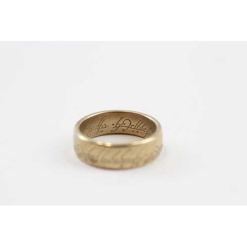 46 - 8ct Gold Band Ring Engraved 'Lord Of The Rings' (5.8g) Size  M