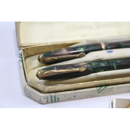 491 - 3 x Vintage Conway Stewart Fountain Pens w/ 14ct Gold Nibs Inc Dinkie, 550, 570