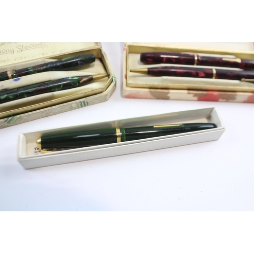 491 - 3 x Vintage Conway Stewart Fountain Pens w/ 14ct Gold Nibs Inc Dinkie, 550, 570