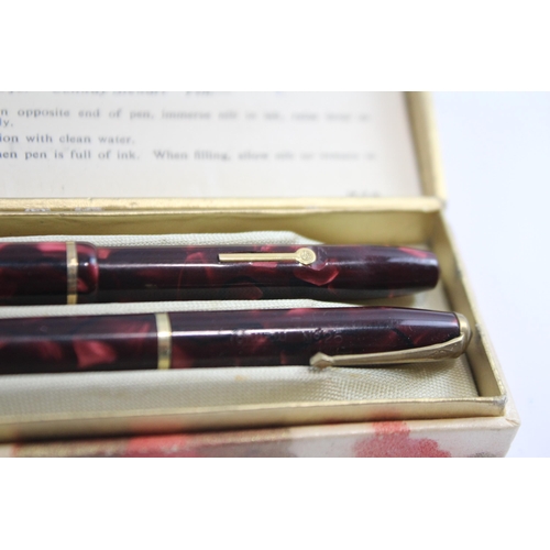 491 - 3 x Vintage Conway Stewart Fountain Pens w/ 14ct Gold Nibs Inc Dinkie, 550, 570