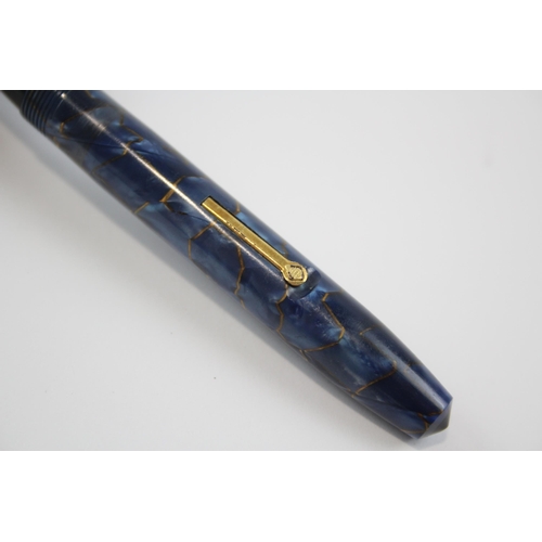 493 - Vintage CONWAY STEWART 84 Navy FOUNTAIN PEN w/ 14ct Gold Nib WRITING