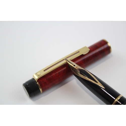 496 - Vintage Sheaffer Targa Red Lacquer Fountain Pen w/ 14ct Gold Nib WRITING