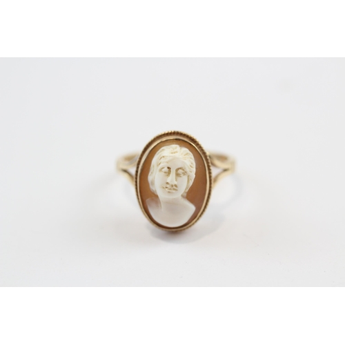 73 - 9ct Gold Shell Cameo Dress Ring (3.6g) O 1/2